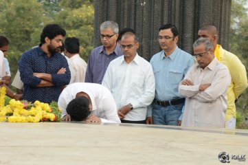 NTR Family Visit to NTR Ghat 2016